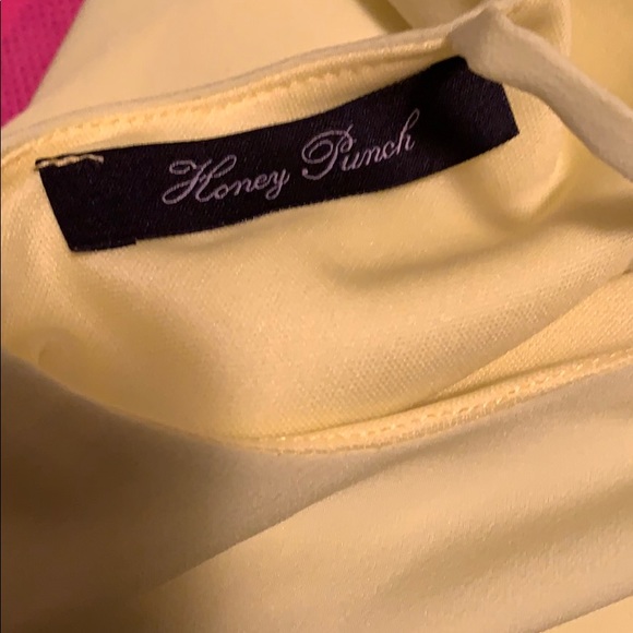 Bright yellow dress - Picture 3 of 3